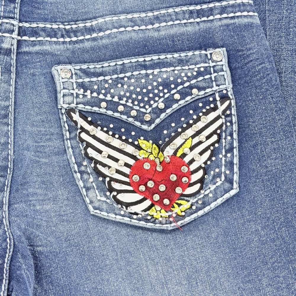 SKY Premium Collection Low Rise Bootcut Jeans Heart Wings Rhinestone 9/10 NWT - Picture 2 of 6